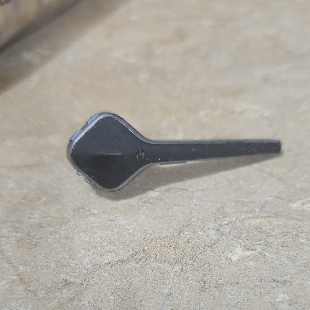 Plantronics Voyager Edge FOR PARTS ONLY